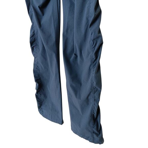 Kuhl Women's Blue 108846 Born In The Mountains Hiking Travel Pants Sz 8 Short - Picture 12 of 16
